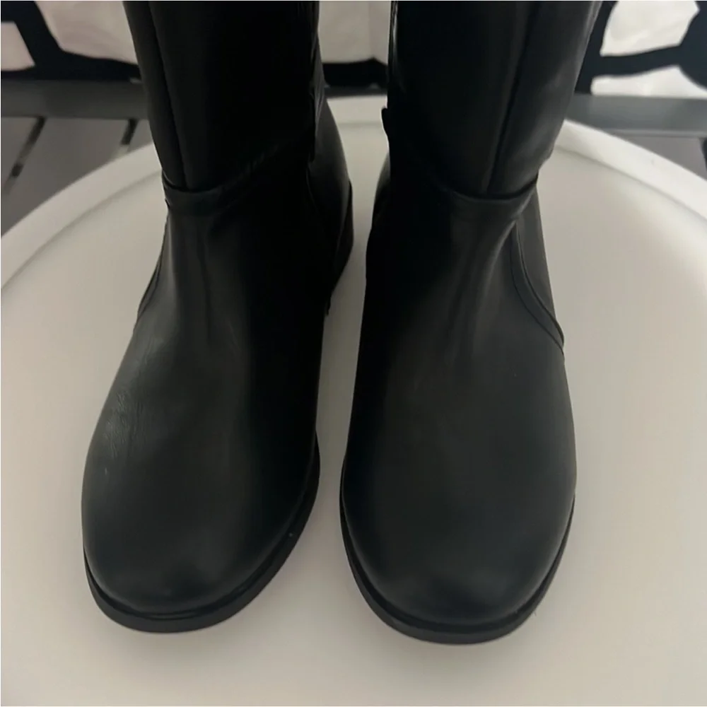 New authentic Nine West designer girls black riding boots sz 3 display